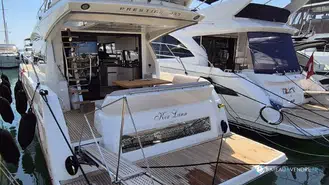 Prestige Yachts  460 Fly