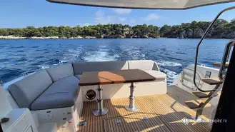 Prestige Yachts  460 Fly