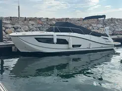 Quicksilver Activ 875 Sundeck