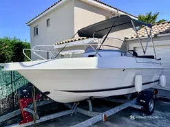 B2 Marine CAP FERRET 572 OPEN