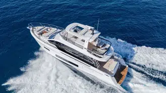 Azimut  62 Fly