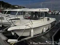 Quicksilver Arvor 690