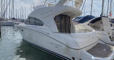 Beneteau Antares 36