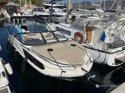 Bayliner VR5 Cuddy OB