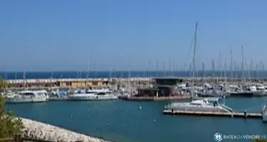 P14 E Port de Bormes