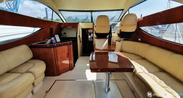 Fairline  46