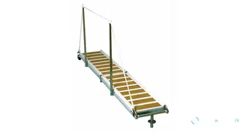 Passerelle blanche en aluminium