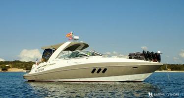 Cruisers Yachts  330 Express