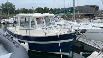 Rhea  730 Fishing