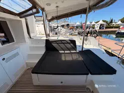 Lagoon  450 F