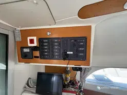 Lagoon  380