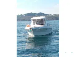 Quicksilver Pilothouse 580