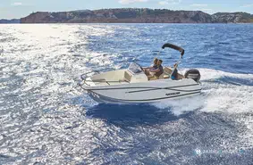 Quicksilver Activ 555 Open
