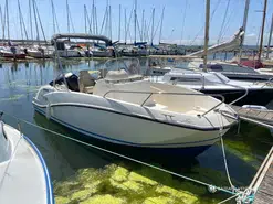 Quicksilver Activ 555 Open