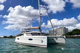 Fountaine Pajot Helia 44