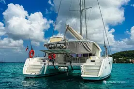 Lagoon  400