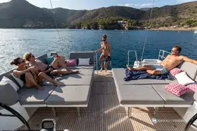 Jeanneau  55