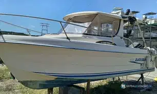 Quicksilver  635 Pilothouse