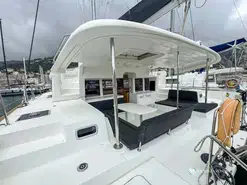 Lagoon  450