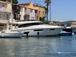 Ferretti  450