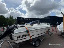 B2 Marine Cap Ferret 502 Open