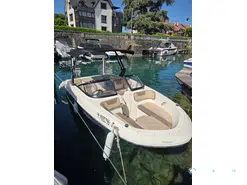 Bayliner VR4