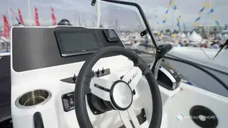 Beneteau Flyer 7 SUNdeck