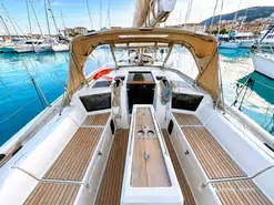 Dufour  390