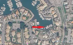 PLACE DE PORT SAINT CYPRIEN 10.30m