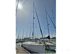 Dufour  385