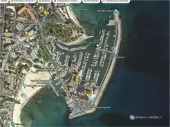 Place de port Bormes les Mimosas 10m par 3.35m