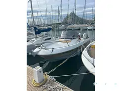 Sessa Marine Key Largo 26