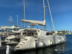 Lagoon  440