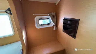 Lagoon  380