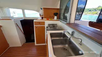 Lagoon  380