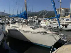 Beneteau First 32