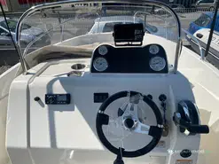 Quicksilver Activ 555 Open