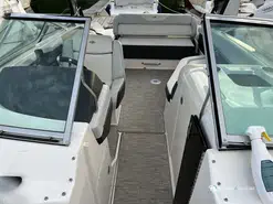 Regal  27 Fasdeck