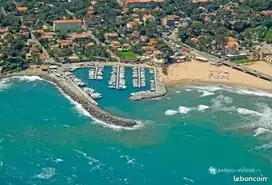 PLACE DE PORT 7 x 2.55 SAINT AYGULF  83370