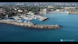 PLACE DE PORT 7 x 2.55 SAINT AYGULF  83370