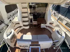 Azimut  42 Fly