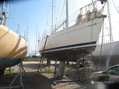 Beneteau First 35