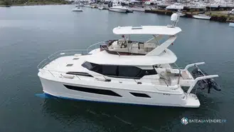 Aquila  44