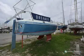 Hunter  27