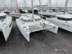 Lagoon  440