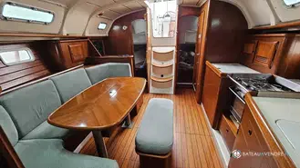 Beneteau Oceanis 381