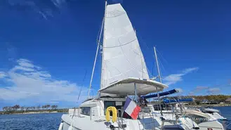Lagoon  420