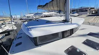 Lagoon  420