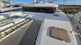 Lagoon  450 F