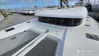 Lagoon  42